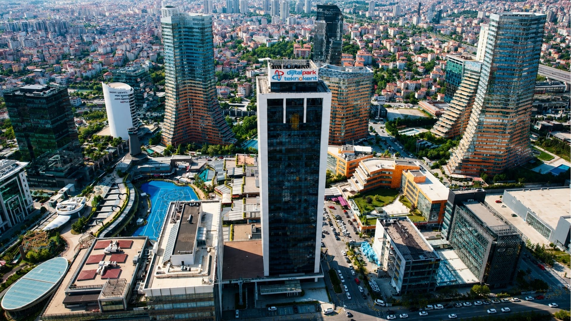 Ataşehir yerleşkesi — İFM'nin komşusu 🏙️